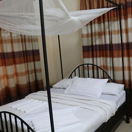 Zakinn Zanzibar Hotel - דאר א-סאלאם מראה חיצוני תמונה